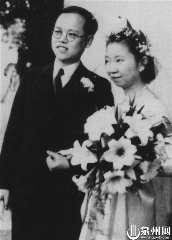 曹天欽、謝希德結(jié)婚照（1952年5月17日于英國）